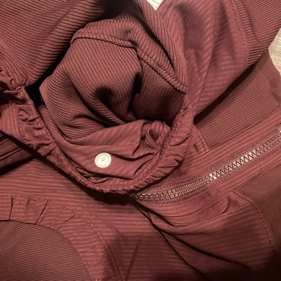 Lululemon dance studio jacket < reversible - Picture 7 of 13